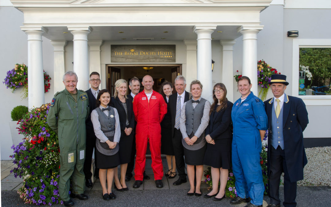 Red Arrows come to tea