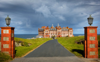 The Headland to Host National Waiter’s Day Event